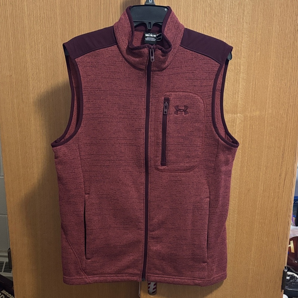 Under Armour Men's Burgundy Vest